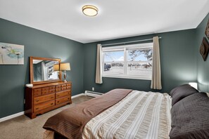 4 Schlafzimmer, Bügeleisen/Bügelbrett, WLAN, Bettwäsche
