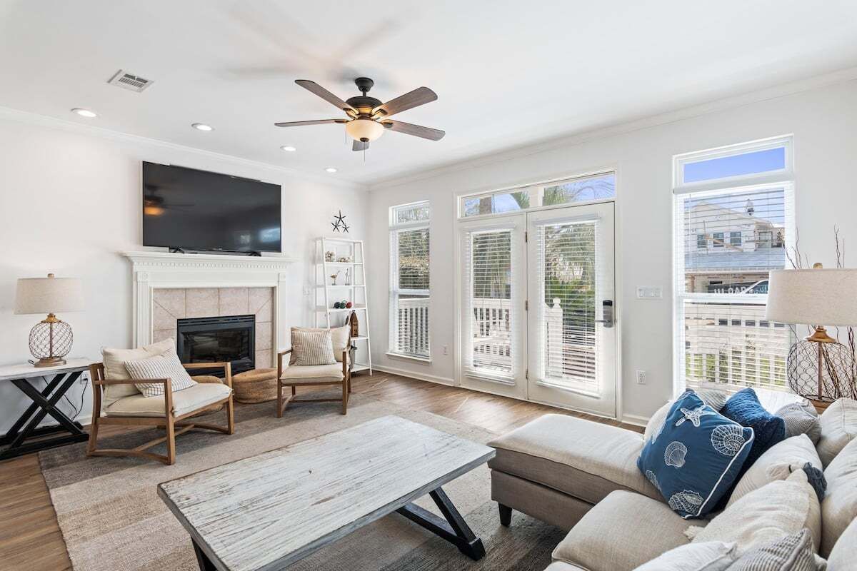 Smart TV, fireplace, books