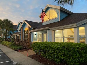 Exterior - Charming Home Minutes from Parks (Kissimmee)
