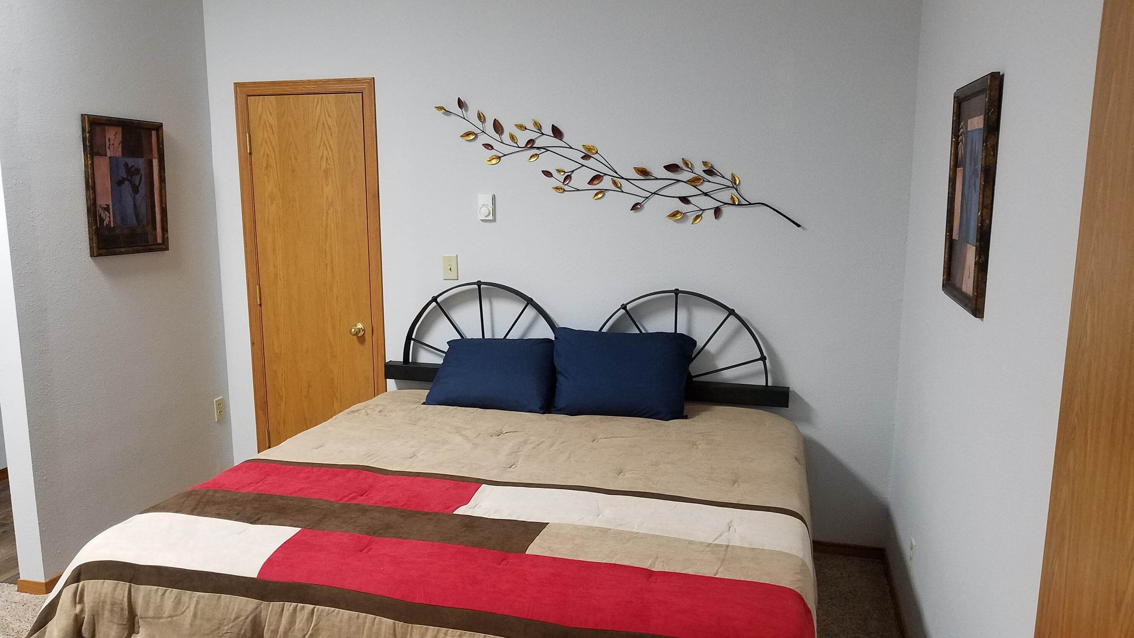 2 bedrooms, WiFi, bed sheets