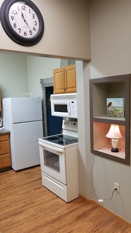 Fridge, microwave, oven, stovetop. The Vault™ - Family & Outdoor Fun – 2 BR De Smet Getaway with AC