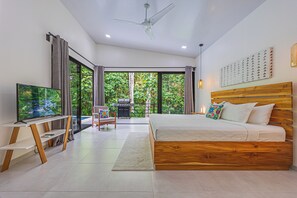 3 bedrooms, WiFi, bed sheets - 3-bedroom modern house in amazing Uvita with AC (Uvita)