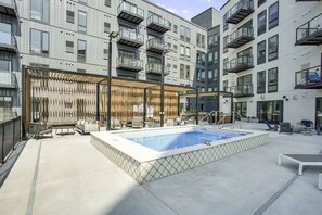 Terrace/patio - Luxury 2BR Uptown Retreat | Steps from Bde Maka (Minneapolis)