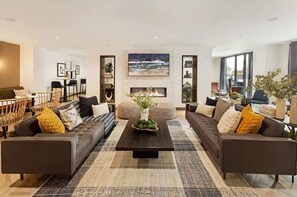 TV, offices - Luxury 2BR Uptown Retreat | Steps from Bde Maka (Minneapolis)