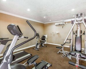 Fitness facility - Super 8 by Wyndham Mesa Downtown Near Convention Center (Mesa)