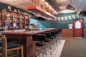 Bar (en la propiedad)