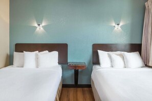 Room - Hotel Avenida - Oceanside Camp Pendleton (Oceanside)
