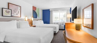 Spark by Hilton Modesto