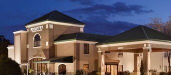 Country Inn and Suites by Radisson, Fayetteville Fort Bragg, NC