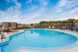 Pool - Holiday Inn Express Kitty Hawk Outer Banks (Kitty Hawk)