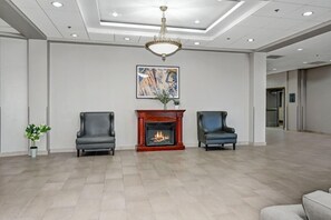 Interior - Holiday Inn Piscataway Somerset (Piscataway)