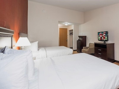 Red Roof Inn & Suites Mt Holly - Mcguire AFB