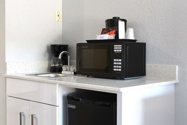 Interior - Home 1 Suites Extended Stay - Kissimmee (Kissimmee)