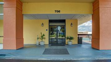 Perincian bahagian luar