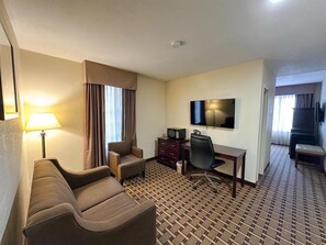 Living area - Sonesta Essential Hotels Overland Park (Overland Park)