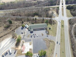 المنشأة من الخارج