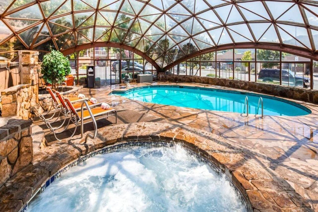 Indoor pool, outdoor pool