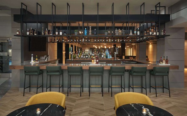 Bar (on property) - The Chifley Houston, Tapestry Collection by Hilton (Houston)