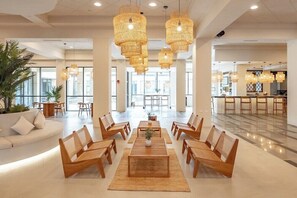 Interior - Crowne Plaza Memphis East, an IHG Hotel (Memphis)