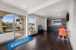 Interior - Americas Best Value Inn Orlando (Orlando)