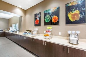 Dining - Best Western Inn & Suites San Diego - Zoo/seaworld Area (San Diego)