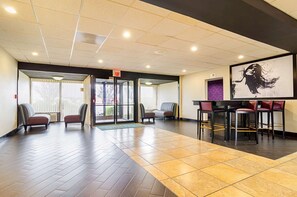 Interior - Holiday Inn & Suites Richmond - West End (Richmond)