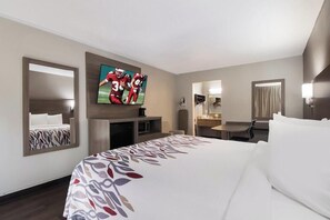Room - Red Roof Inn Vero Beach - I-95 (Vero Beach)
