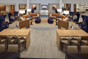 Lobby - Nashville Airport Marriott (Nashville)