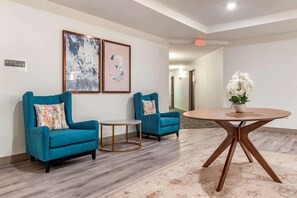 المنشأة من الداخل