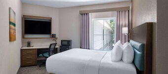 Tryp by Wyndham Tallahassee North I-10 Capital Cir