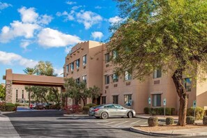 Exterior - Fairfield Inn & Suites by Marriott Scottsdale Old Town (Scottsdale)