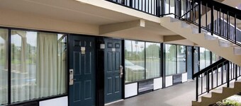 Travelodge Macon North