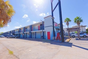 Exterior - OYO Hotel Houston, TX Near Medical Center/nrg Stadium (Houston)