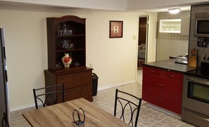 Dining - OYO Hotel Houston, TX Near Medical Center/nrg Stadium (Houston)