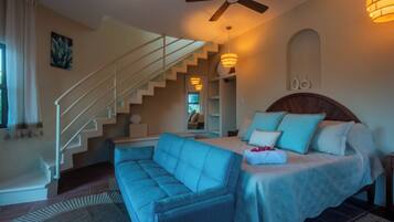 Habitació prèmium | Caixa forta a l'habitació i escriptori