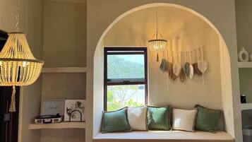 Habitació superior | Caixa forta a l'habitació i escriptori