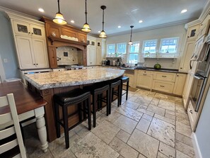 Private kitchen - Spacious, historic, air-conditioned 8-BR 4-BA beauty in the heart of Oak Bluffs (Oak Bluffs)