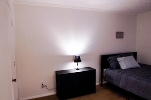 2 habitaciones, wifi gratis y ropa de cama 