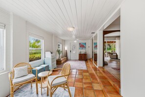 Interior - Sunny Palm Retreat • Fenced Yard • Outdoor Dining (Jensen Beach)