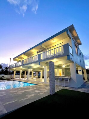 Exterior - Villa Del Mar – Beachfront Luxury Home with Private Pool & Ocean Views (Punta Santiago)