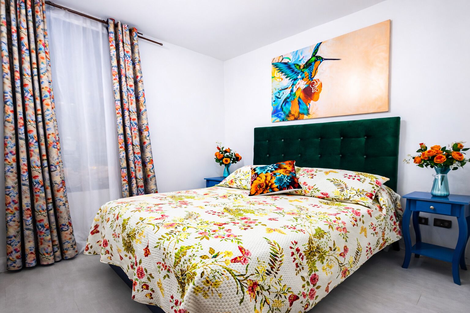 2 habitaciones, escritorio, tabla de planchar con plancha y wifi gratis 