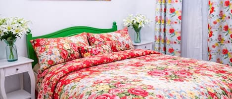 Desk, iron/ironing board, free WiFi, bed sheets