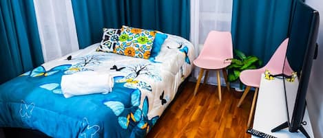 2 Schlafzimmer, Schreibtisch, Bügeleisen/Bügelbrett, kostenloses WLAN