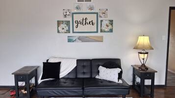 Smart TV, computer monitors