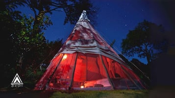 Tent | Exterior
