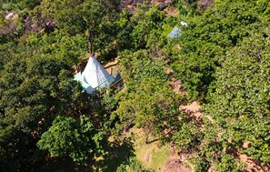 Aerial view - Teepee Tipi  da Serra  (Brumadinho)