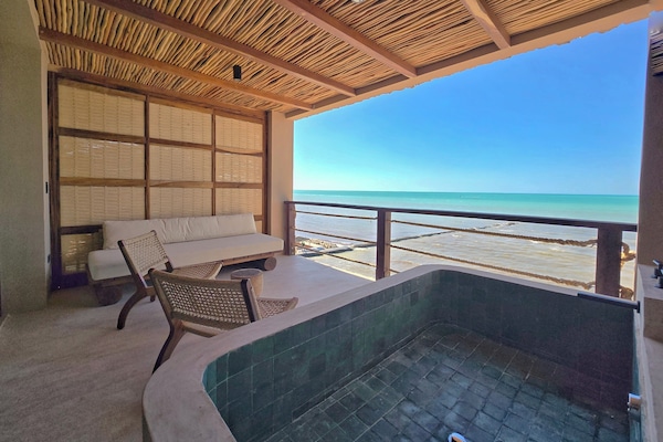 Deluxe Room, Balcony, Sea View | Balcony view