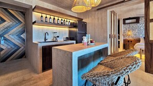 Deluxe Stüdyo Süit, Deniz Manzaralı | Özel mutfak | Kahve/çay makinesi
