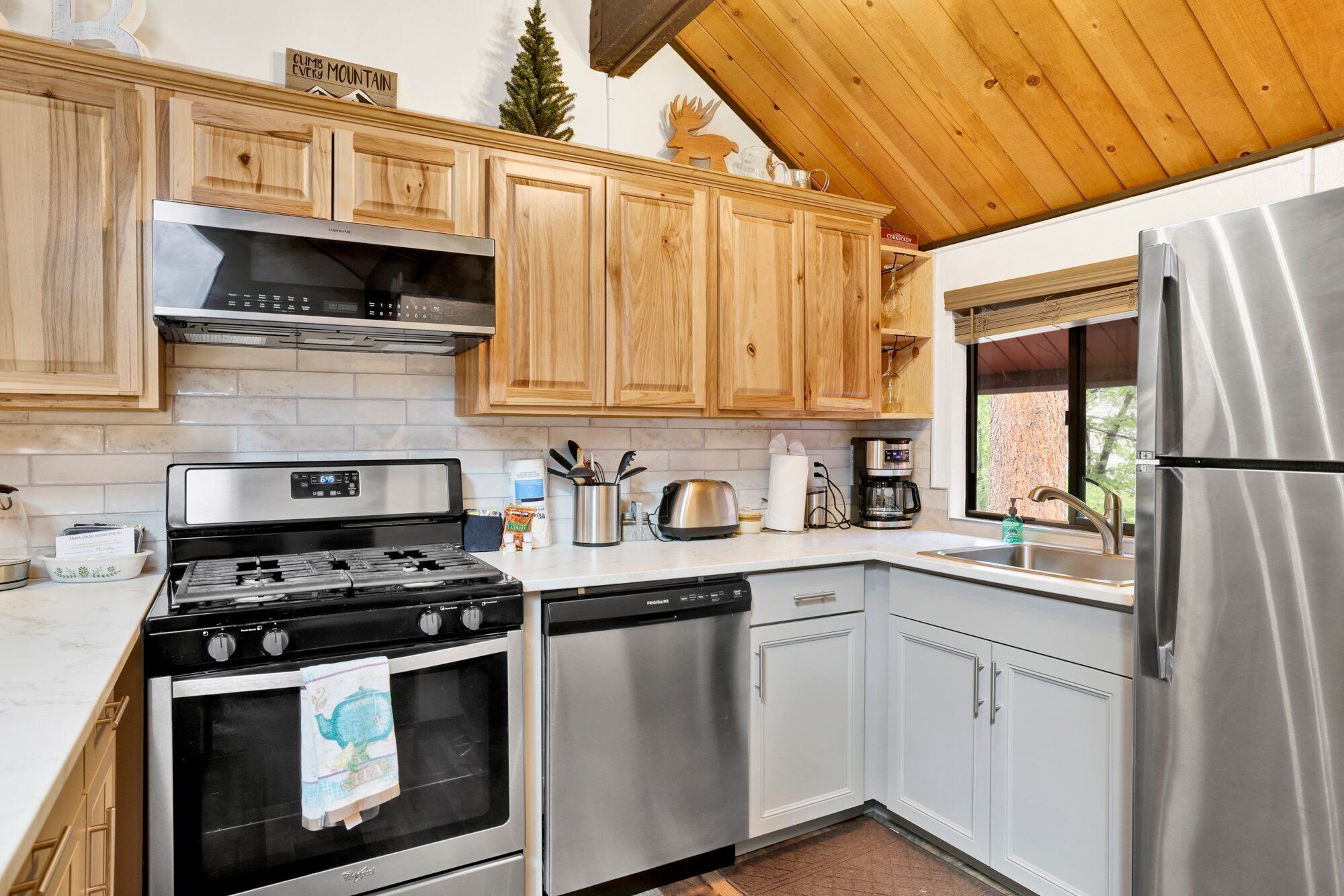 Condo, Multiple Beds, Pool Access (2569) | Private kitchen