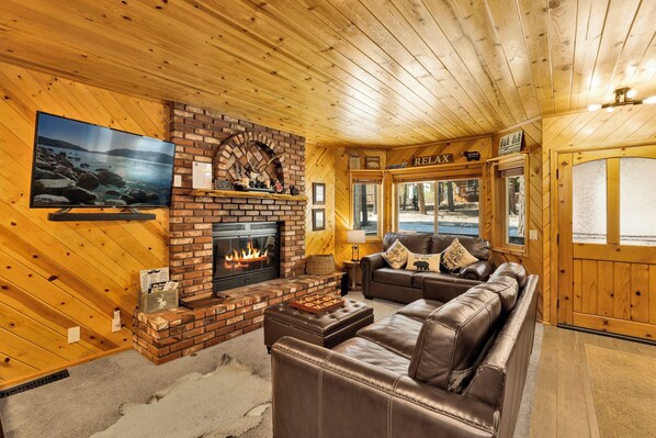 Cabin, Multiple Beds, Hot Tub (2581) | Living area - Golden West Cottage #2581 (Big Bear Lake)